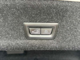 車両の詳細、ご質問につきましては、弊社営業スタッフまでお気軽にご連絡下さいませ。遠方のお客様には実車の詳細画像送信も承ります。お客様からのお問合せをお待ち致しております。