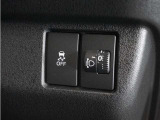 ◆横滑り防止装置◆コーナーリング時の横すべりを抑える機能と、車両の急激な挙動変化を抑える機能で、安定した走行を実現しています。運転に安心とゆとりが出来ます。