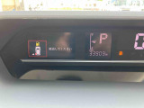 シフト表示、ガソリンメモリもひと目で分かりやすくなってます