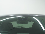 ◆Honda SENSING◆ カメラ等装置で精度の高い検知能力を発揮、安全運転を支援します。ステアリング上のコントローラーに注目!