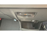 中古車なので、どなたでも走行距離は気になります。当社は走行管理システムという全国単位の共有システムにて全車両を走行距離の不正をチェック済!メーター不正の車輌は販売いたしません!!