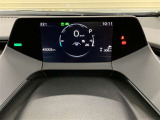 見やすさと先進性を両立したデジタルメーター
