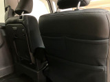 収納に便利なシートバックポケット装備!!