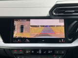 リアビューカメラ&コーナーセンサー前後装備 MMIナビゲーション搭載 地図データ最新版にアップデート後ご納車させていただきますのでご安心くださいませ。