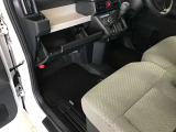 安心のカーライフを迎えて頂くに当たり、納車前点検整備は抜かり無く整備を行わせて頂きます。