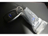 スマートキー付きなので、ドアロックや開閉も指1本でタッチするだけ!(鍵の空き閉めやキーレスボタンは使いません。鍵を指さずに、エンジンをかけるだけでOK!)