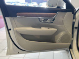ご覧いただきありがとうございます。車両詳細等お気軽に店舗スタッフまでお問い合わせください。通話無料の専用フリーダイヤルも
