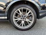 左後 コンチネンタル255/40 20 インチタイヤ Audi Sport社製アルミホイール