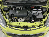 エンジンルーム普段は見えないエンジンルームですが、お手入れが大切な場所ですね。トヨタカローラ名古屋のU-Carはエンジンルームも仕上げております