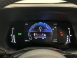 異なる表示テイストを選択できる7.0インチTFTカラーマルチインフォメーションディスプレイ+オプティトロンメーター!