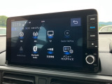 純正9インチインターナビ付きでフルセグ・DVD再生・Bluetoothなど付いてとても便利な車両です♪