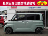 ・プライバシーガラス装備。