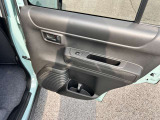 お問い合わせはメール・電話にて受け付けております。電話は営業時間内のみとなりますのでご了承下さい。