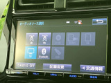 多彩な再生機能で、お好みの音楽を堪能できます。ドライブ中の気分転換に、ぜひお試しください。