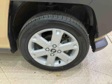 自動車保険もおまかせ下さい!保険資格をもったスタッフがお客様のニーズにあったプランをご提案させていただきます。