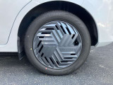 タイヤサイズは185/60R16