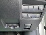 トヨタ ヤリスクロス 1.5ハイブリッドZ E-FOUR 4WD/純正ディスプレイナビゲーションオーディオ/バックモニター/ETC/シートヒーター/USB/サイドミラーヒーター/トヨタセーフティーセンス/ドラレコ