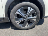 205/55R17インチタイヤ&アルミホイルが装着されています。