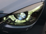 LEDヘッドライトを搭載。夜間の運転も安心です♪
