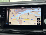 「ディスカバープロ」ナビゲーションに加え、車両設定や走行情報の確認など、多彩な機能をスマートに操作できます。
