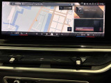 iDriveHDDナビゲーションになります。操作はコントローラーとタッチパネルにて操作いただけます。