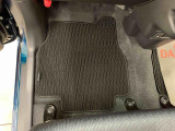 【もしも】の時のために自動車保険だけではなく、JAFのご説明もさせて頂いております。保険は「クルマ」、JAFは「人」にかかるものです。保険+JAFでさらに安心です。