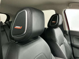 【BOSEサウンドシステム】BOSE製のスピーカーを車種専用に室内空間に合わせてサウンドもチューニングしています。迫力のある音響をお楽しみください。
