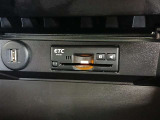 ETC車載器付きです。高速道路の料金所もスムーズに通過できます。