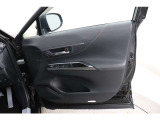 運転席ドア。除菌、消臭済です。