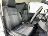 見通しのよいすっきりとした視界で、誰でも運転しやすいです。運転のしやすさは疲れにくさにも繋がりますよ♪