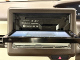 DVD/CD再生のほかにもフルセグTV、ミュージックサーバー、Bluetooth連携機能も装備されとっても便利です!