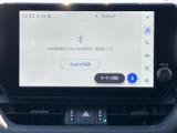 お好みの音楽をクリアなサウンドで楽しめます。Bluetooth接続にも対応し、スマートフォンとの連携も可能です。