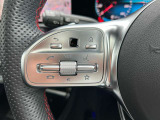 メモリー付きパワーシートが装備されている車両はシートの位置・ドアミラーの角度・ハンドルの位置を3名まで記憶出来ます。