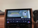 バックカメラも装備され運転をサポ-ト致します。駐車が苦手な方でも後ろが見えますので心配ございません!一度使ったら手放せません。