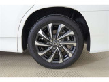 純正17AW!タイヤサイズは205/55R17になります!