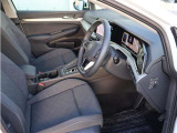 使用感の少ないシートは見どころのひとつ。ぜひ現車でご覧いただきたいポイントです。