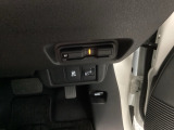 ビルトインタイプの【ETC】で見た目もスッキリ。高速道路の利用にとても便利です。