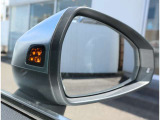 Audi正規ディーラーが高品質をお約束。高度な訓練・教育を受けたAudi専任メカニックが、100項目にもおよぶ精密な点検を実施。すべてクリアしたAudi車だけ、あなたのお手元に届けられるのです