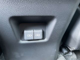 操作のしやすさが分かるスイッチ類。装備有無と配置、文字消えや使用感までチェックできます。