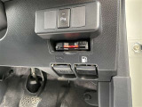 ドライブや旅行の必須アイテム「ETC車載器」を装備!高速道路の料金所で一時停止することなく、料金所をスムーズに通過できます。