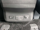 これは便利!!RCA入力、100Vコンセント、USBも装備です。