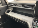 豊富に在庫を取り揃えています。 軽自動車からミニバン、セダン、SUV、話題のハイブリッド車などなど続々入荷中です!