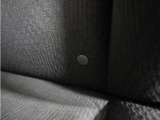 ◆ISOFIX◆シートベルトいらずでチャイルドシートと固定金具を連結するだけでガッチリ固定できます。