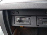 認定中古車保証1年間距離無制限の保証とロードアシスタンスサービスが全車に付帯されています。また、1年間または2年間の延長保証(有償)もご利用いただけます。