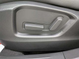 運転者にとっては日々使用することとなる運転席です。運転席が快適だと運転に集中することができますね。