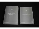 車両取扱説明書&メンテナンスノートが完備されています。