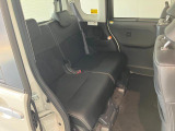 お客様にぴったりなおクルマをお選びいただけますように様々な展示車をご用意致しております!ダイハツの軽自動車だけではなく、他メーカー車やコンパクトカー・ミニバンなども数多く取り揃えております!