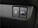 ◆VSA◆横滑り防止装置が装備されています。コーナーリング時の横すべりを抑える機能と、車両の急激な挙動変化を抑える機能で、安定した走行を実現しています。運転に安心とゆとりが出来ます。