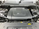 【エンジンルーム】水冷直列4気筒DOHCターボエンジンを搭載!