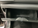 専門業者にて内外装のクリーニングを実施しております!